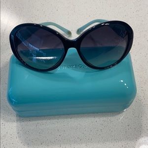 Tiffany sunglasses with case